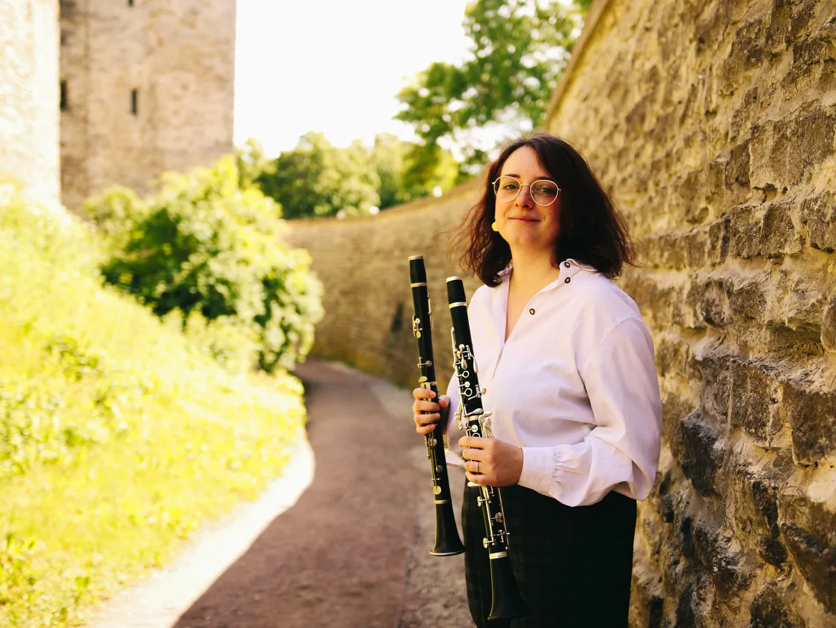 Vittoria Ecclesia con un clarinetto